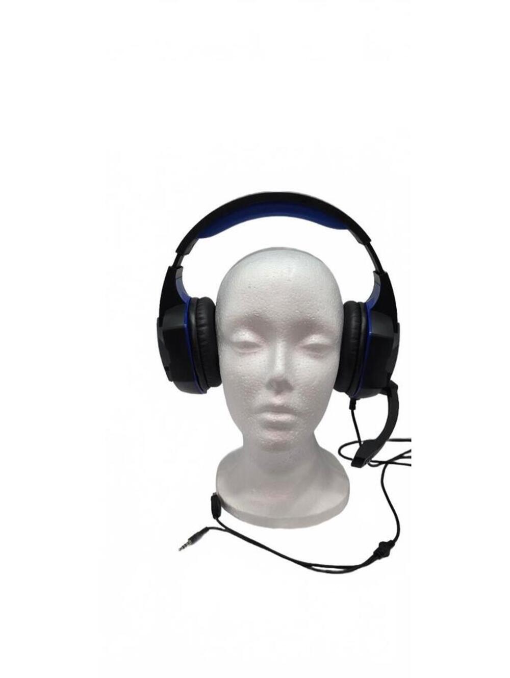 Fisher Wired Over-Ear Headphones with Microphone